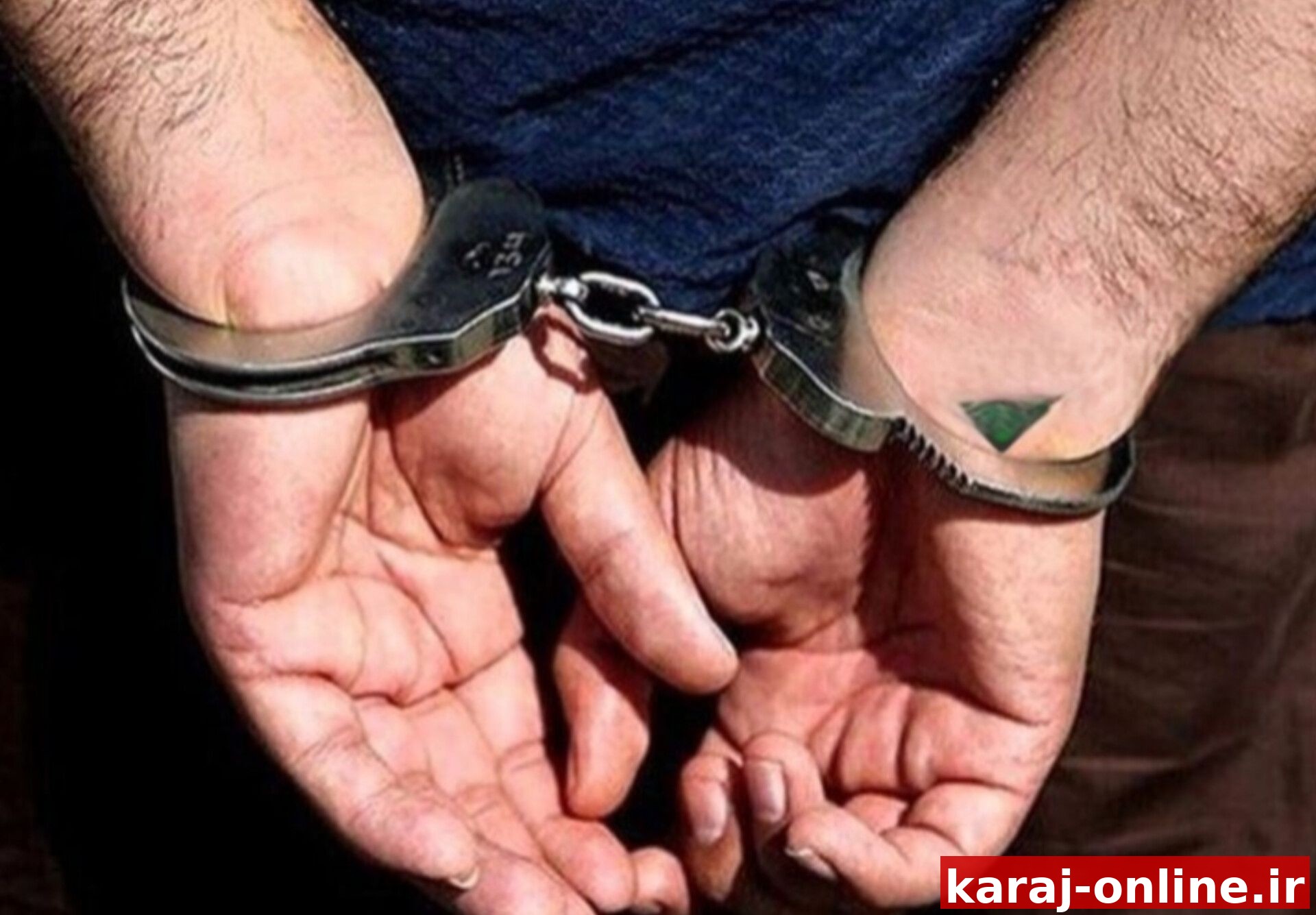 دستگیری سارق حرفه‌ای لوازم داخل خودرو در جاده چالوس