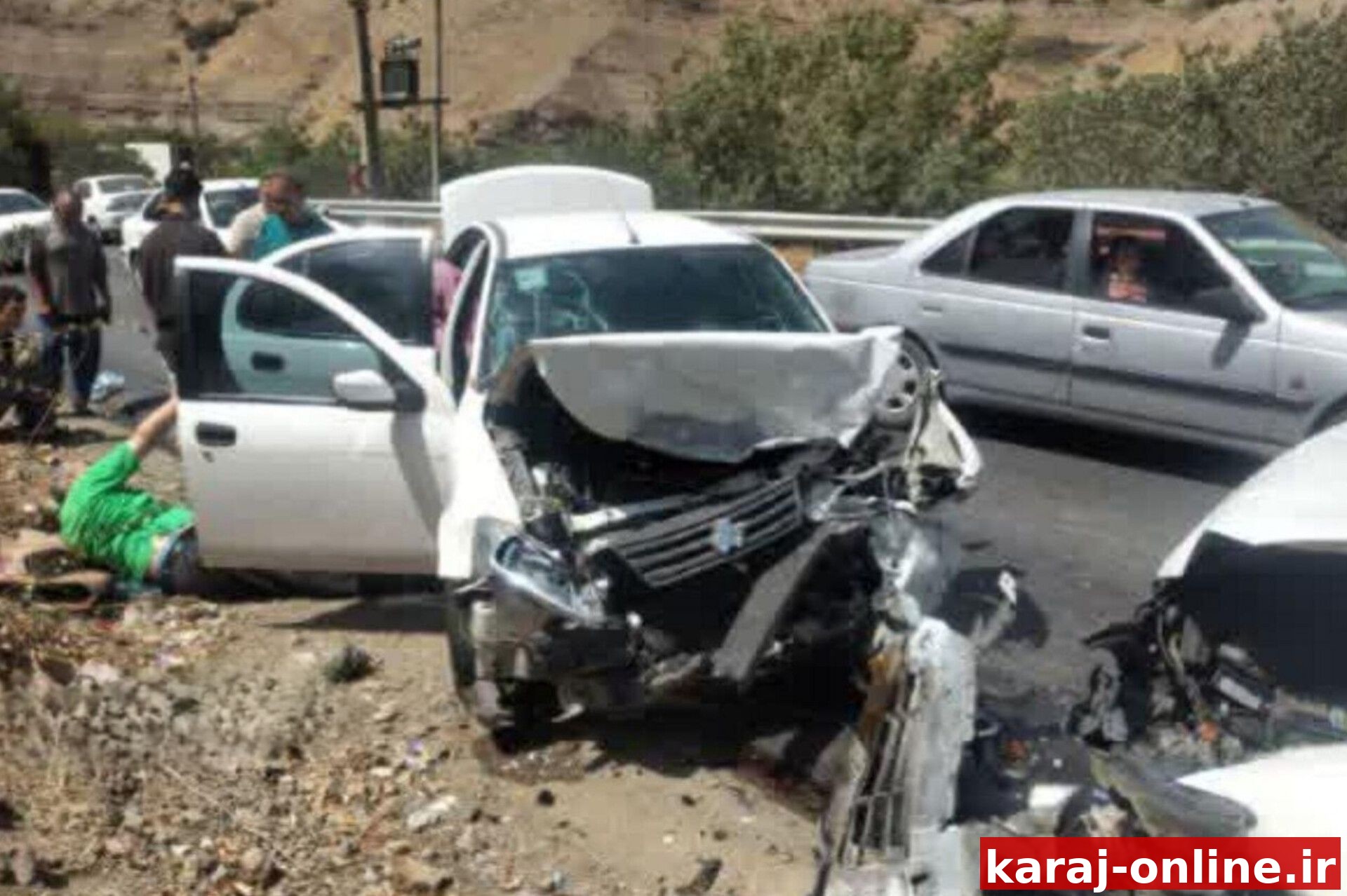 برخورد دو خودروی مزدا و تیبا در جاده چالوس ۶ مصدوم برجا گذاشت