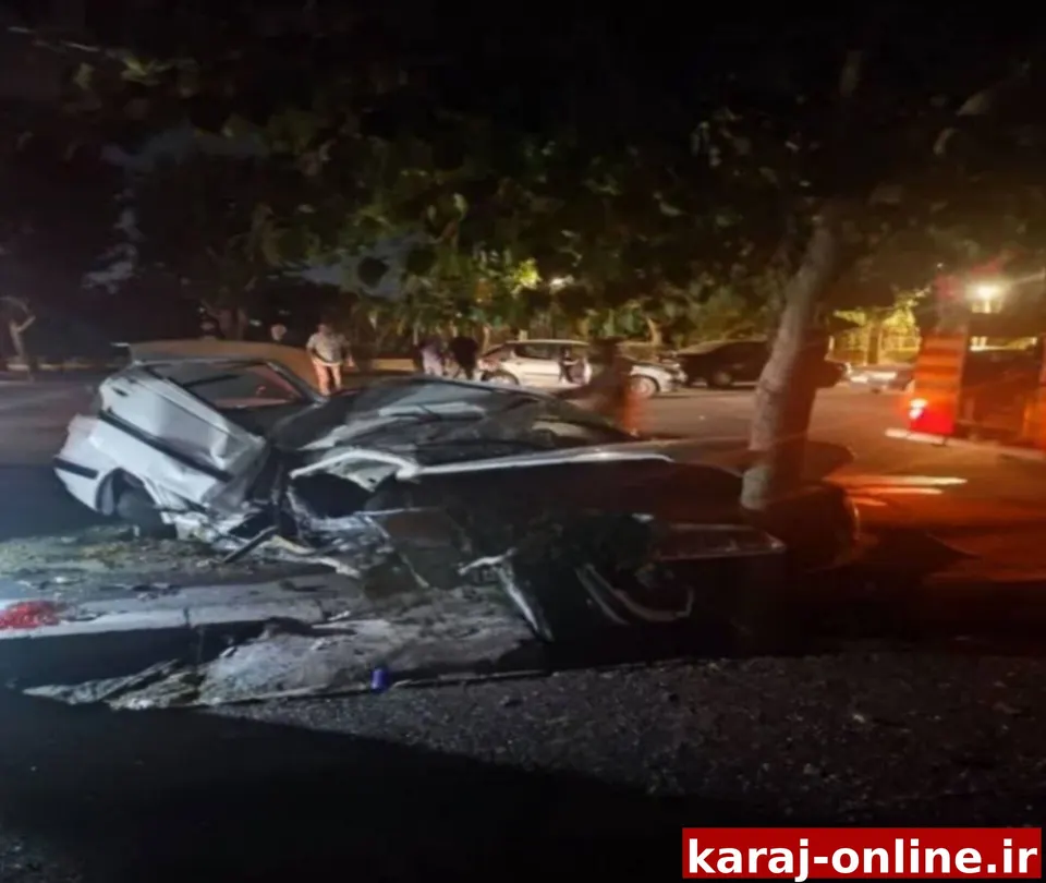 برخورد مرگبار پژو پارس با تیر چراغ برق در کرج؛ یک کشته و یک مصدوم
