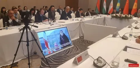 صادق، وزیر راه و شهرسازی در پیام تصویری از کنار پل B1 کرج به سیزدهمین اجلاس وزرای حمل‌ونقل شانگهای