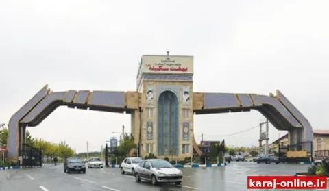 نبود تابلوی راهنمای آرامستان بهشت سکینه در آزادراه کرج-قزوین موجب سردرگمی شهروندان شد