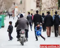 عبور موتورسیکلت از مسیر عابر و خاموشی پل شورا؛ مطالبات مردم منطقه یک کرج